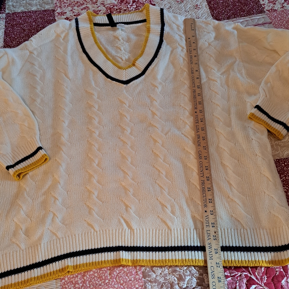 H&M Decoded Sweater - Picture 5 of 6